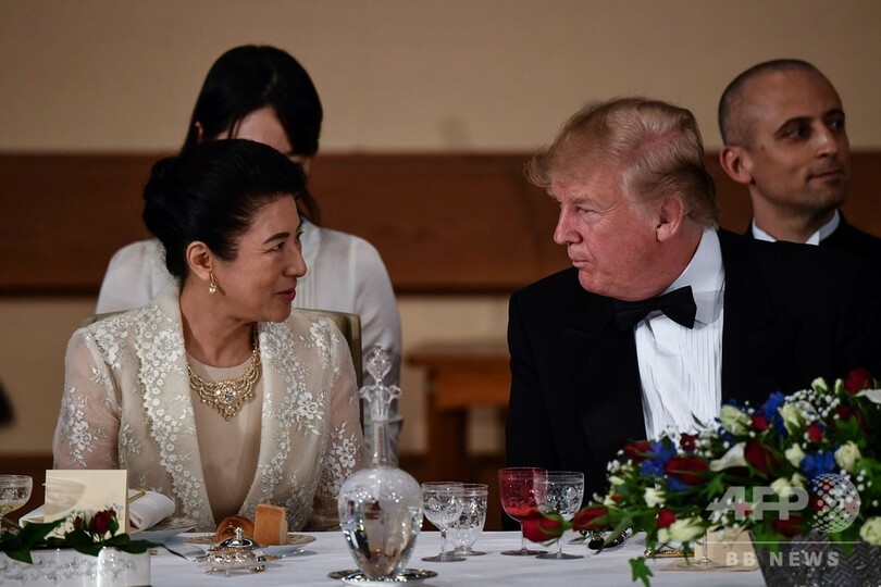 トランプ米大統領夫妻、宮中晩さん会に出席