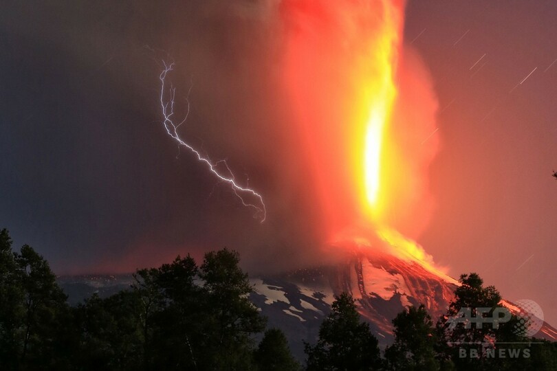 チリで火山が噴火 周辺住民3600人が避難 写真8枚 国際ニュース Afpbb News