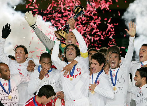 公式プログラム トヨタカップ2003 クラブW杯2006、2007、2008 写真特集】トヨタカップ、クラブW杯歴代優勝チーム―2001年以降 写真23
