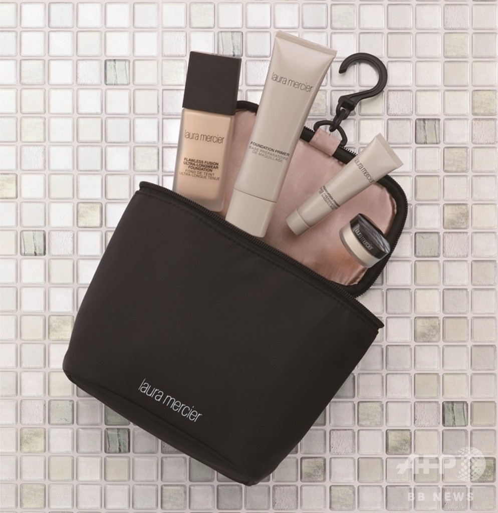 ローラ メルシエ」 フローレスフェイス キット、数量限定発売