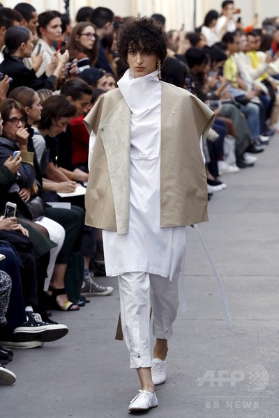 「ネヘラ」17年春夏