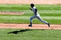 14MLB、ボストン・レッドソックス（Boston Red Sox）対ニューヨーク・ヤンキース（New York Yankees）。一塁ベースに走るニューヨーク・ヤンキースのデレク・ジーター（Derek Jeter、2014年9月28日撮影）。(c)AFP/Getty Images/Jim Rogash
