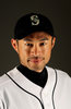 米大リーグ（MLB）のシアトル・マリナーズ（%%Seattle Mariners%%）は25日、キャンプが行われているアリゾナ州ピオリア（Peoria）でメディア向けのフォトデーを催した。写真はポーズをとるイチロー（%%Ichiro Suzuki%%）。（2010年2月25日撮影）(c)AFP/Getty Images/Ezra Shaw