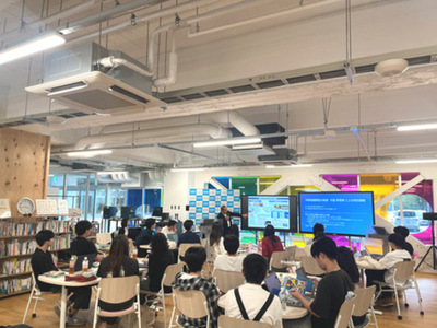 外務省の今福国際協力局長と金沢工業大学の学生が、AI時代の国際協力について対話。