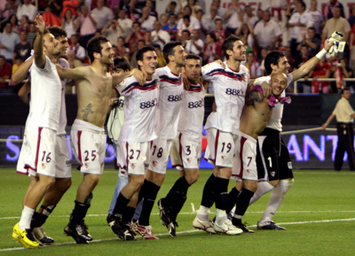 ＜サッカー スペイン国王杯＞セビージャ デポルティボを破り決勝進出を決める - スペイン