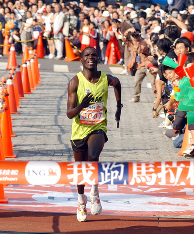 ベット 台北国際マラソンを制す