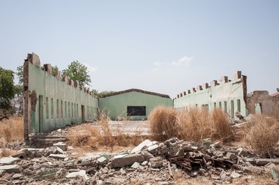 戻らぬ学校と子供たち、ボコ・ハラムの女子生徒集団拉致から2年