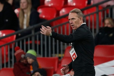 「女子は男子より感情的」 サッカー北アイルランド監督が発言謝罪