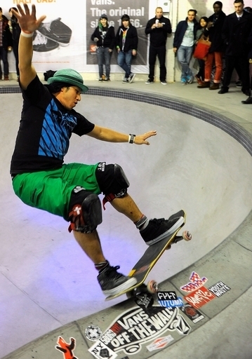 スニーカーブランド「VANS」、共同創立者が死去