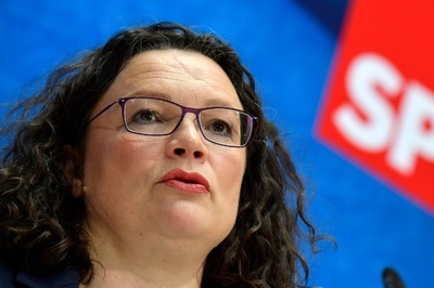 ドイツ社会民主党、ナーレス党首が辞意表明 メルケル首相 連立崩壊の臆測打ち消し