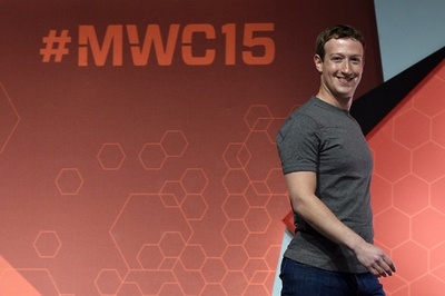 フェイスブックCEO、通信事業者の不平を一蹴