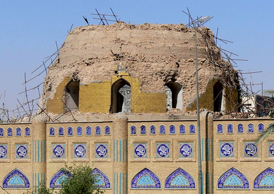 報復攻撃でスンニ派モスク爆破される