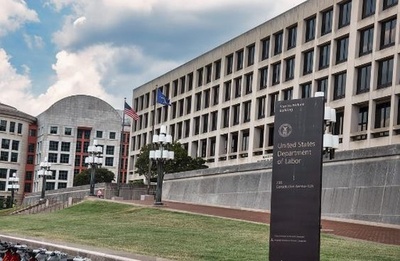 1週で26万3000人が失業保険を新規申請 約4年ぶり高水準=米国