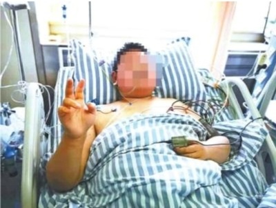 19歳の少年が体重100キロ超えで生死さまよう 中国で増え続ける肥満人口