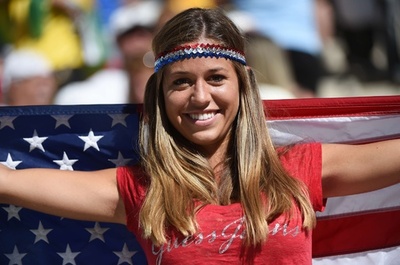 【写真特集】決勝トーナメント1回戦を彩った美女サポーター