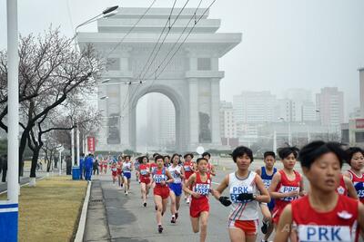 平壌で6年ぶりマラソン大会、海外ランナーが参加 北朝鮮