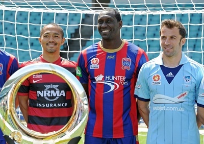 豪リーグ開幕を控え小野、デル・ピエロ、ヘスキーが揃い踏み