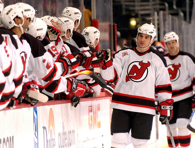 ＜06-07NHL＞デビルズ キャピタルズに辛勝 - 米国