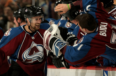 アバランチ カナックス降し4連勝
