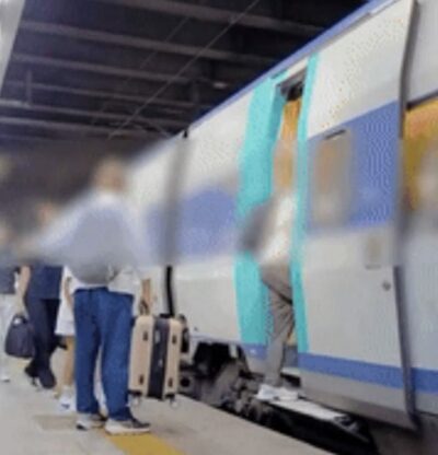 電車に乗ろうとして「離散家族」に…「定時出発が当然」vs「危険すぎる」韓国のネットで論争