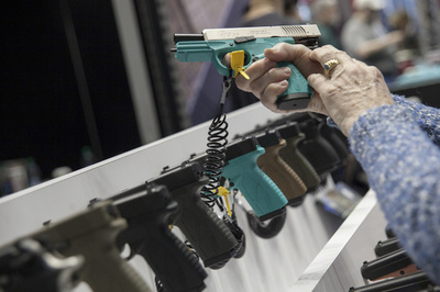 ミュージックビデオ撮影中に銃撃、2人死亡 7人負傷 米テキサス州