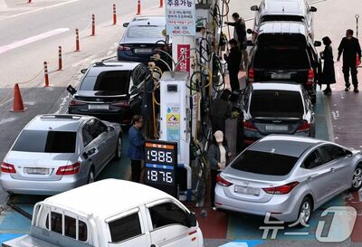 ソウルのガソリン価格が1900ウォン突破…燃料高騰が生活直撃、広がる節約志向