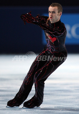 プレオベール エリック・ボンパール杯SPで首位に 写真17枚 ファッション ニュースならMODE PRESS powered by AFPBB