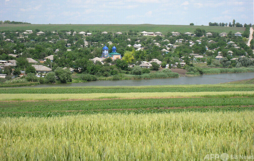 ウクライナが迎撃のロシア軍ミサイル、モルドバの村に落下 死傷者なし