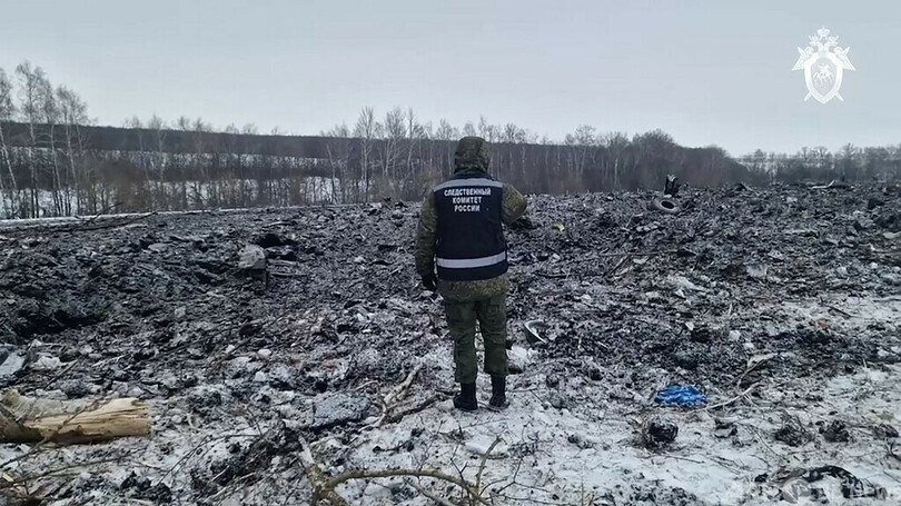 ロシア、輸送機墜落現場の映像公開