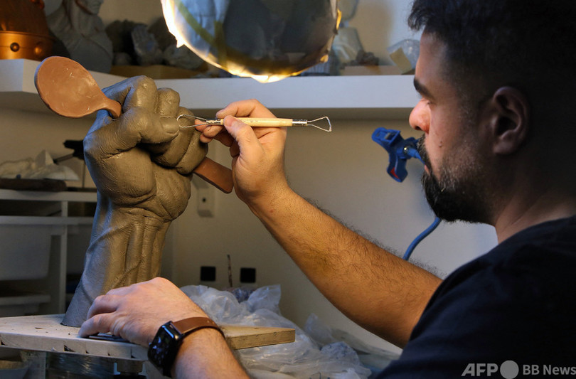 スプーンが「自由」の新たな象徴に、パレスチナ