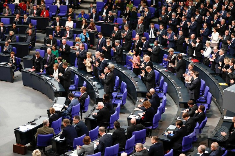 メルケル氏を首相に選出、第4期政権発足 ドイツ連邦議会