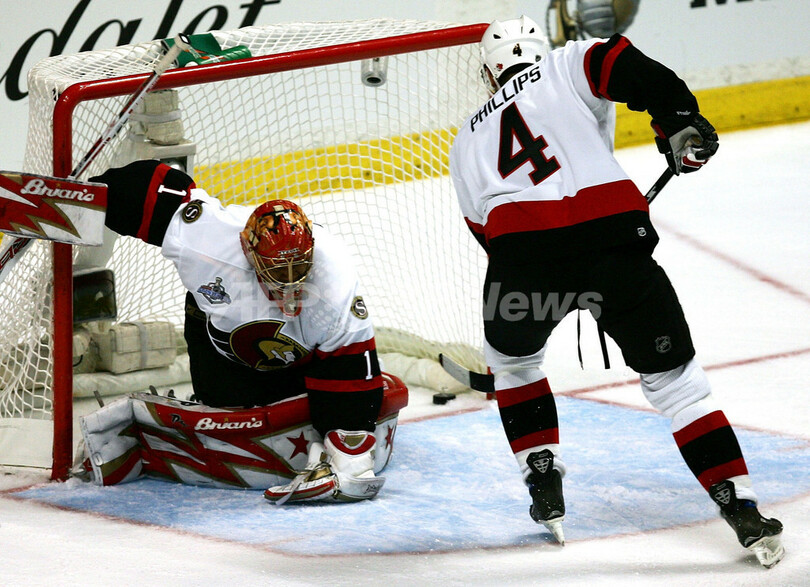 セネターズ 80年ぶりのスタンレー杯優勝を逃す