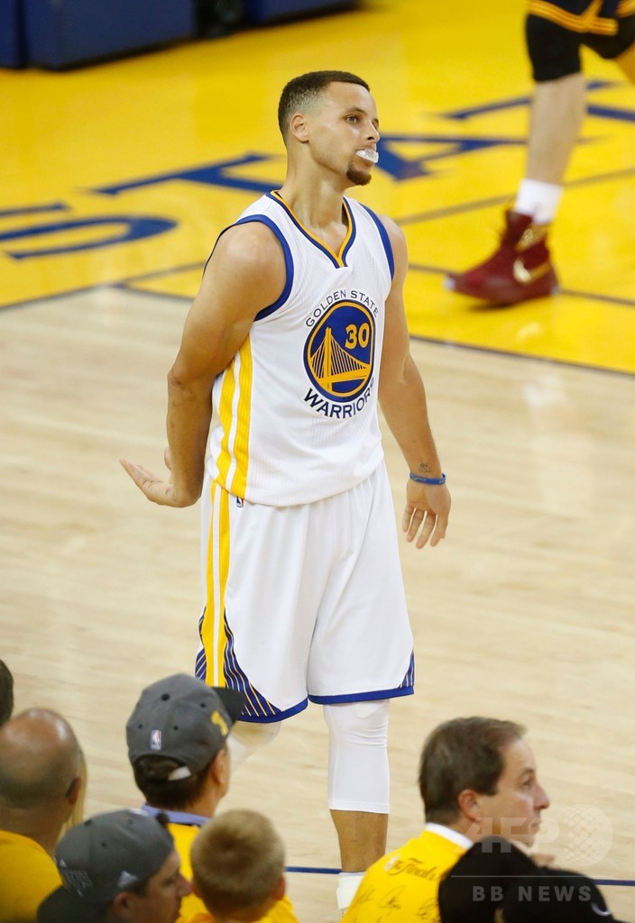 NBAファイナル開幕―リザーブ奮起のウォリーズがキャブスに先勝