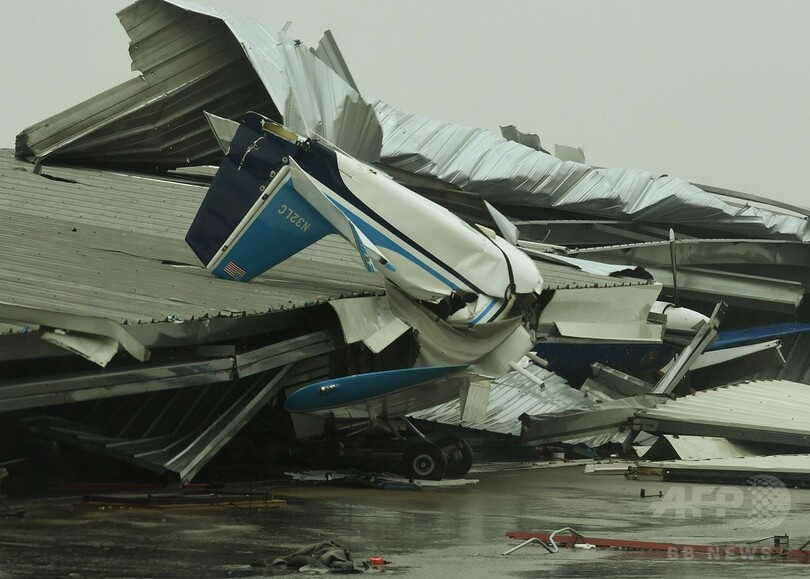 ハリケーン「ハービー」米テキサス州で猛威、1人死亡