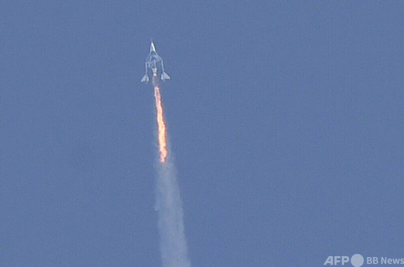 民間宇宙旅行、来月開始 米ヴァージン