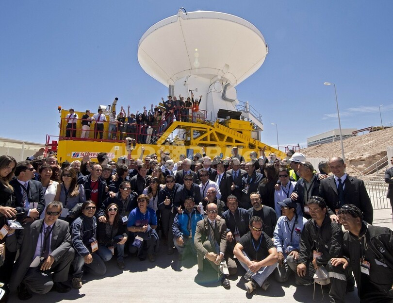 世界最大、チリ・アルマ望遠鏡が本格始動 直径16キロ