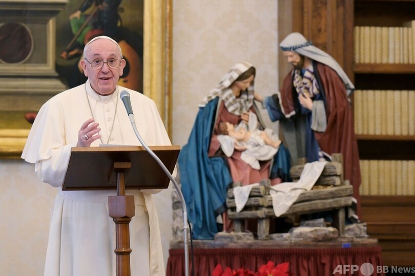 ローマ教皇、コロナワクチン接種へ 英女王夫妻は接種済み