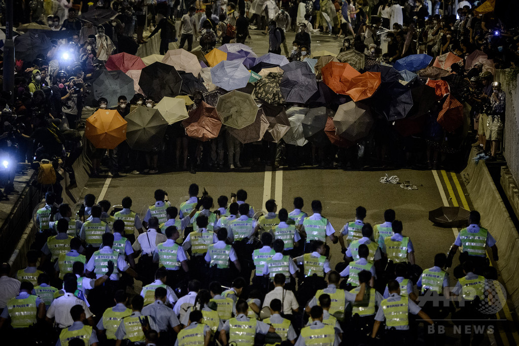 香港行政長官、民主派との対話再開を提案 写真1枚 国際ニュース:AFPBB News