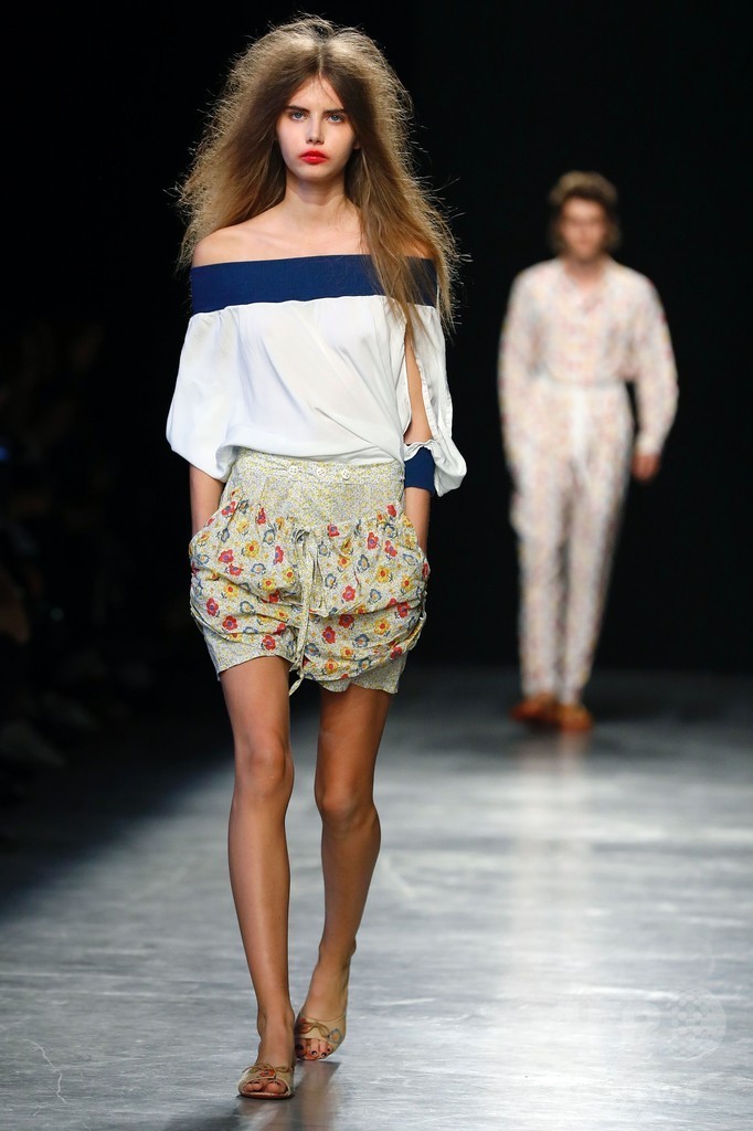 「アンドレアス・クロンターラー フォー ヴィヴィアン・ウエストウッド」17年春夏