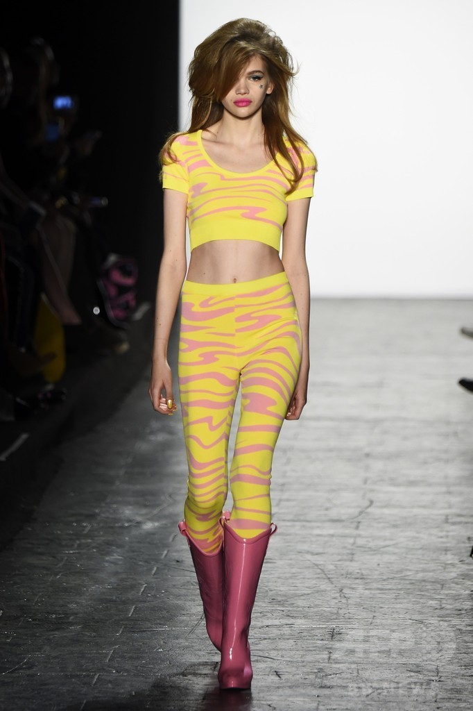 「ジェレミー・スコット」16/17年秋冬コレクション