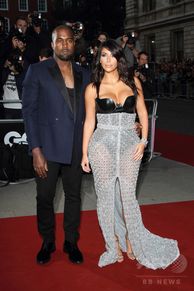 キム・カーダシアン、1歳3カ月の娘に専属スタイリストを採用