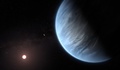 大気中に水の存在が確認されたスーパーアース「K2-18b」の想像図（2019年9月11日提供）。(c)AFP PHOTO /ESA/HUBBLE/M.KORNMESSER