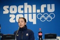 ソチ冬季五輪、フィギュアスケートの会場アイスバーグ・スケーティング・パレス（Iceberg Skating Palace）で記者会見に臨む浅田真央（Mao Asada、2014年2月17日撮影）。(c)AFP/JUNG YEON-JE
