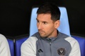 サッカー国際親善試合、アル・ナスル対インテル・マイアミ。試合開始を待つインテル・マイアミのリオネル・メッシ（2024年2月1日撮影）。(c)Fayez NURELDINE / AFP
