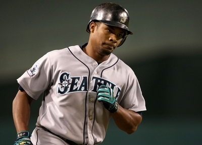 ギーエンとギボンズ両外野手が15試合の出場停止処分