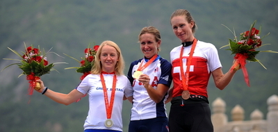 アームストロング 女子個人ロードタイムトライアルを制す