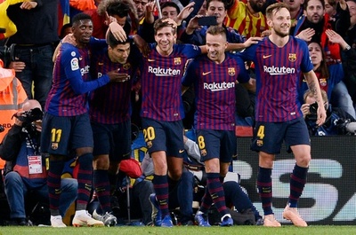 スアレスの3発でバルサがレアル撃破、ロペテギ監督に引導渡す