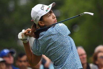 渋野が単独首位で最終日へ、メジャー初出場初優勝に王手 全英女子OP