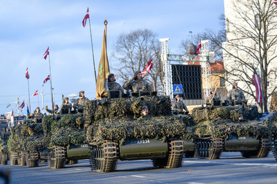 ラトビア、徴兵制復活