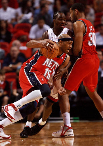 ネッツ ヒートを降しシーズン11勝目を挙げる